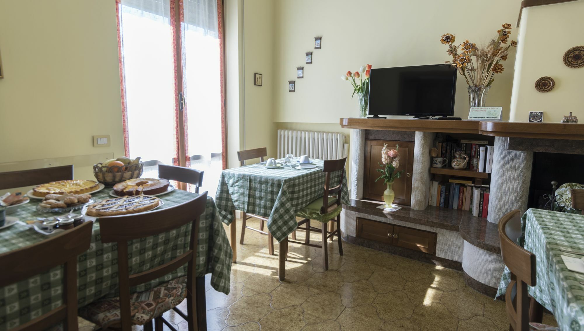 Camere Mariella Ассізі Екстер'єр фото